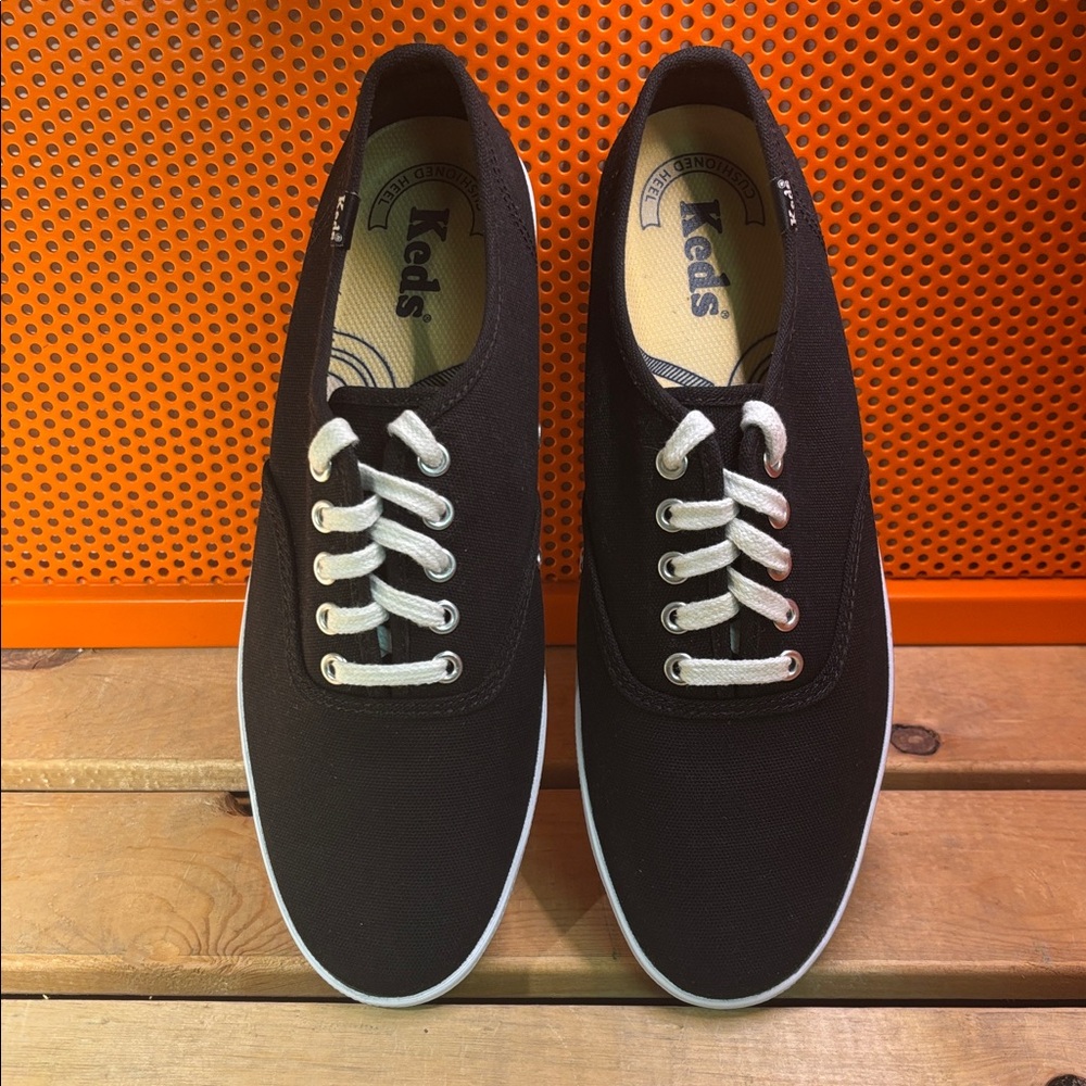 Keds Men’s Champion Originals - Picture 2 of 7